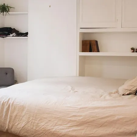 Quiet Cocoon Near Montmartre *